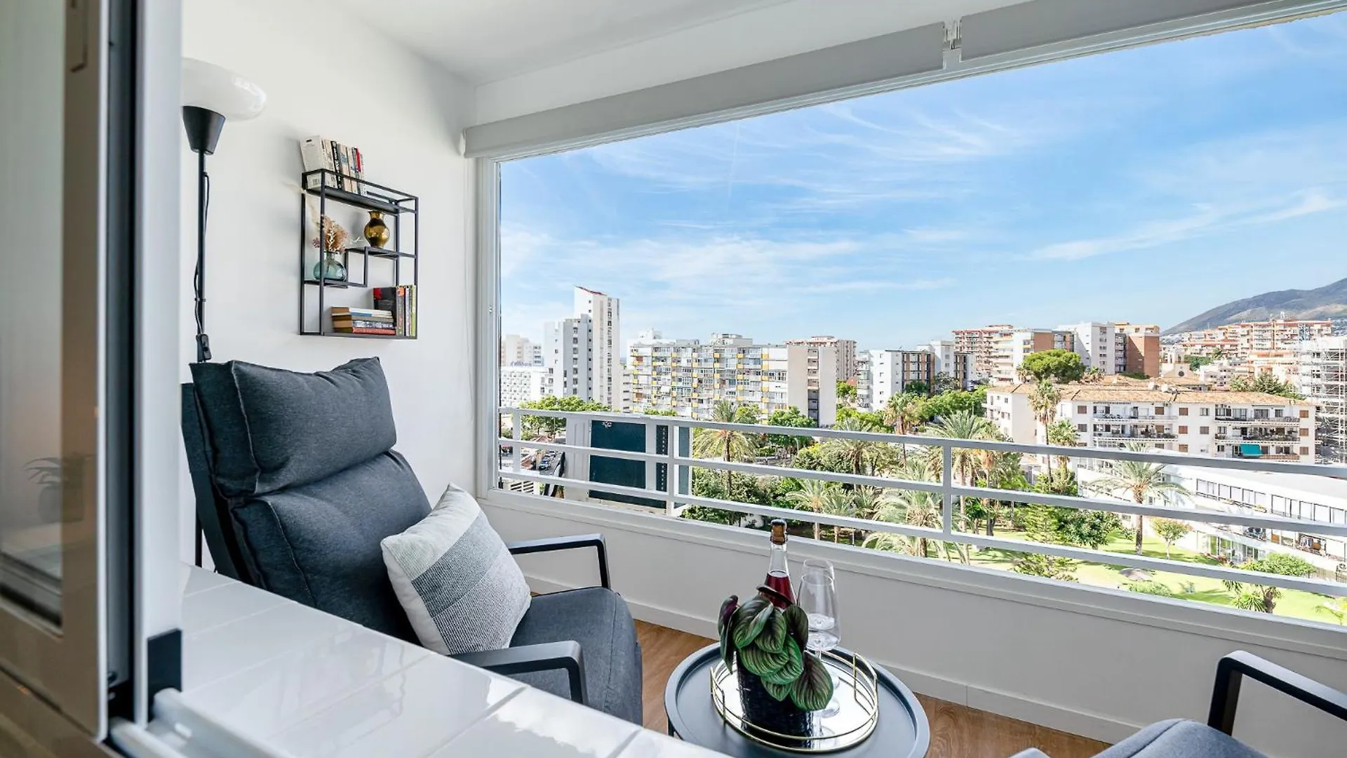 797 Holiday Rentals - Apartamento Con Hermosas Vistas Benalmadena Apartment